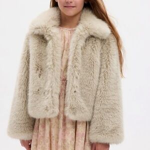 The Children's Place Soft Cream Faux Fur Jacket